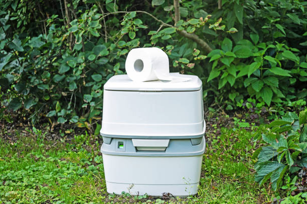 Best Portable restroom trailer rental  in Prosperity, WV